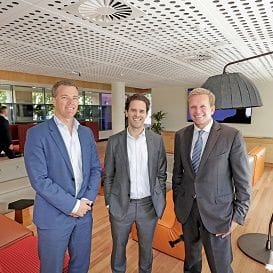 BOND UNIVERSITY RECRUITS BUSINESS BIG HITTERS TO ITS NEW ENTREPRENEUR DEVELOPMENT PROGRAM BOND UNIVERSITY RECRUITS BUSINESS BIG HITTERS TO ITS NEW ENTREPRENEUR DEVELOPMENT PROGRAM